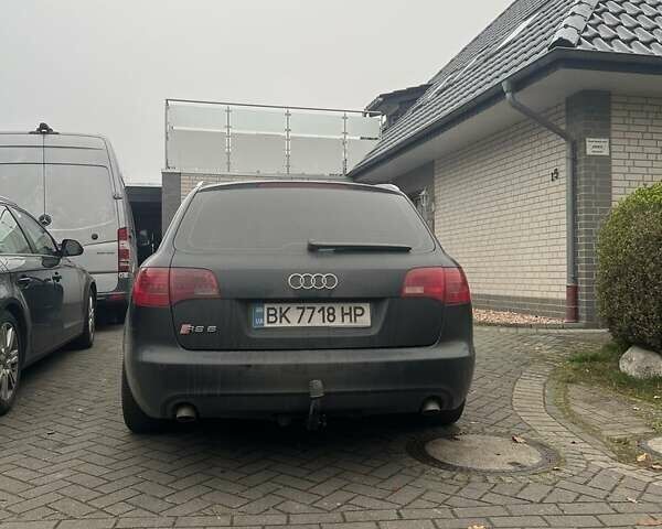 Черный Ауди А6, объемом двигателя 3 л и пробегом 300 тыс. км за 7750 $, фото 1 на Automoto.ua