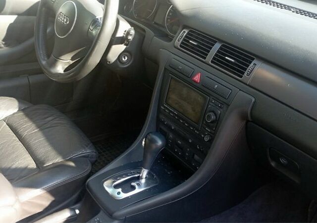 Черный Ауди А6, объемом двигателя 2.9 л и пробегом 302 тыс. км за 4300 $, фото 6 на Automoto.ua