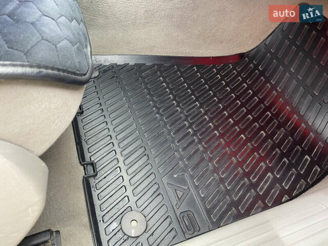 Чорний Ауді А6, об'ємом двигуна 1.97 л та пробігом 347 тис. км за 7200 $, фото 28 на Automoto.ua