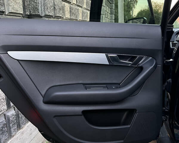 Черный Ауди А6, объемом двигателя 3 л и пробегом 325 тыс. км за 11000 $, фото 7 на Automoto.ua