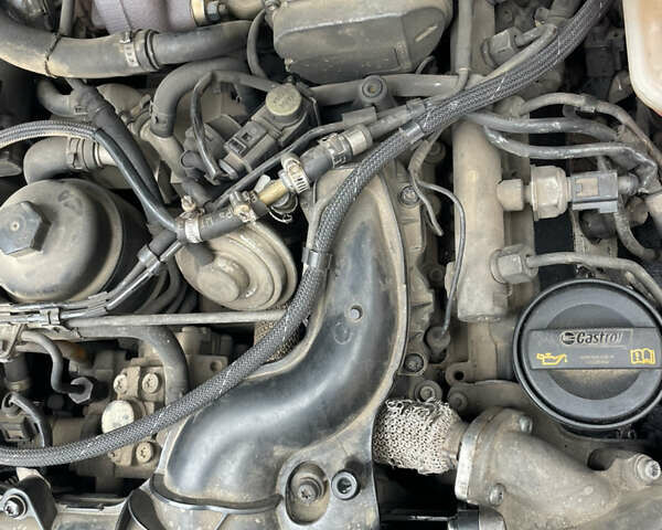 Чорний Ауді А6, об'ємом двигуна 2.7 л та пробігом 306 тис. км за 7800 $, фото 27 на Automoto.ua