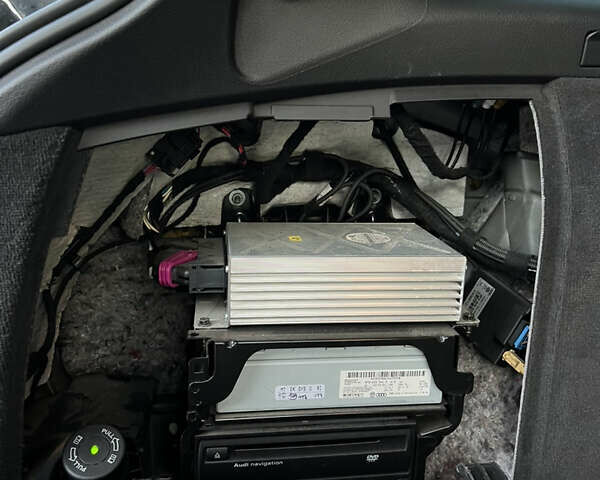 Черный Ауди А6, объемом двигателя 3 л и пробегом 325 тыс. км за 11000 $, фото 9 на Automoto.ua