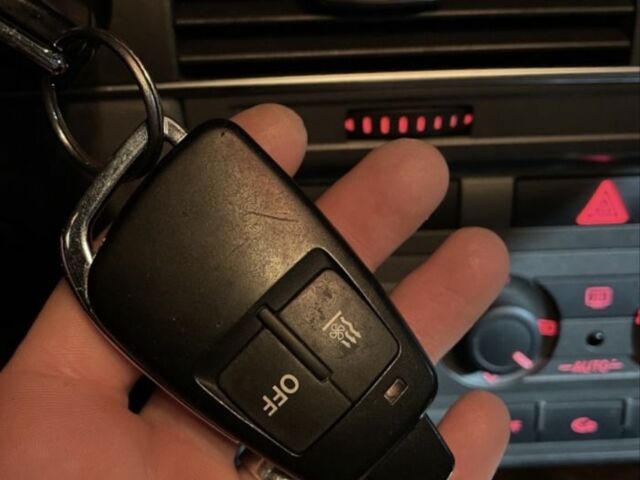 Чорний Ауді А6, об'ємом двигуна 2 л та пробігом 280 тис. км за 6900 $, фото 19 на Automoto.ua