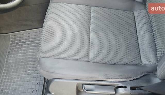 Черный Ауди А6, объемом двигателя 1.97 л и пробегом 350 тыс. км за 6900 $, фото 7 на Automoto.ua