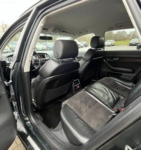 Черный Ауди А6, объемом двигателя 0 л и пробегом 250 тыс. км за 1950 $, фото 1 на Automoto.ua