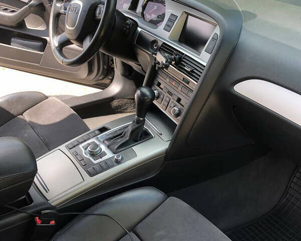 Черный Ауди А6, объемом двигателя 1.97 л и пробегом 292 тыс. км за 7970 $, фото 9 на Automoto.ua