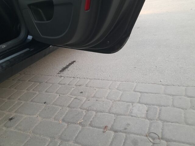 Чорний Ауді А6, об'ємом двигуна 3 л та пробігом 300 тис. км за 4200 $, фото 10 на Automoto.ua