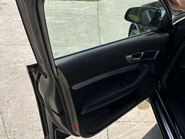 Черный Ауди А6, объемом двигателя 2 л и пробегом 236 тыс. км за 8700 $, фото 8 на Automoto.ua