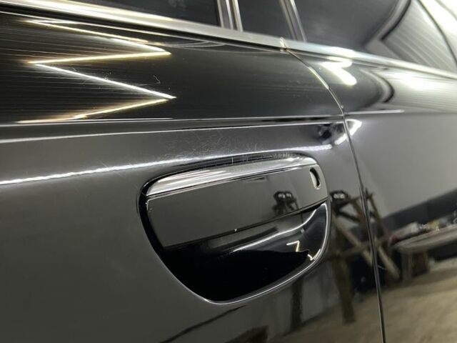 Черный Ауди А6, объемом двигателя 2.7 л и пробегом 350 тыс. км за 10800 $, фото 5 на Automoto.ua