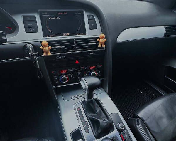 Черный Ауди А6, объемом двигателя 2.7 л и пробегом 277 тыс. км за 9800 $, фото 8 на Automoto.ua