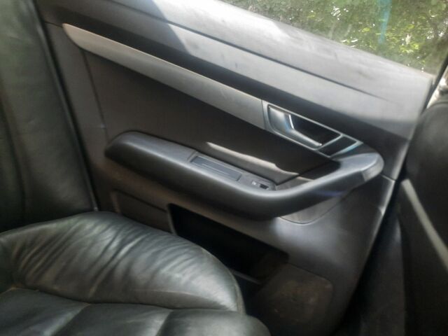 Черный Ауди А6, объемом двигателя 3 л и пробегом 330 тыс. км за 4000 $, фото 4 на Automoto.ua