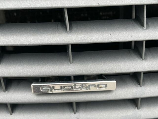 Чорний Ауді А6, об'ємом двигуна 2.7 л та пробігом 340 тис. км за 4400 $, фото 13 на Automoto.ua