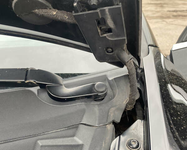 Ауди А6 2009 в Покров (Орджоникидзе) на Automoto.ua Черный Ауди А6, объемом двигателя 1.97 л и пробегом 290 тыс. км за 9700 $, фото 12 на Automoto.ua