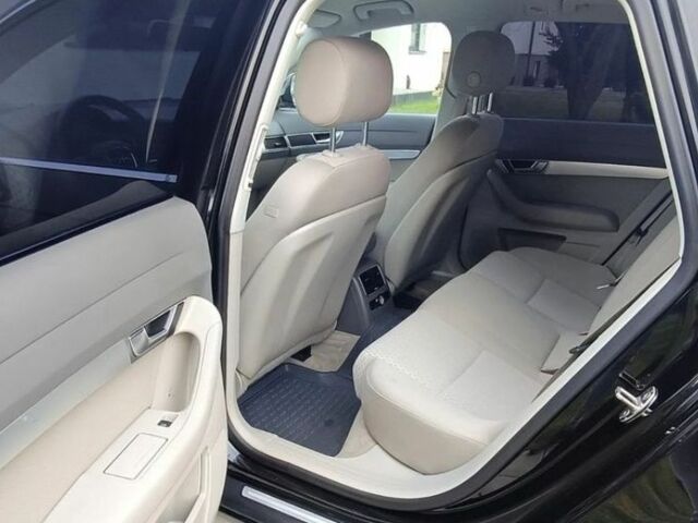 Черный Ауди А6, объемом двигателя 0 л и пробегом 200 тыс. км за 2900 $, фото 4 на Automoto.ua