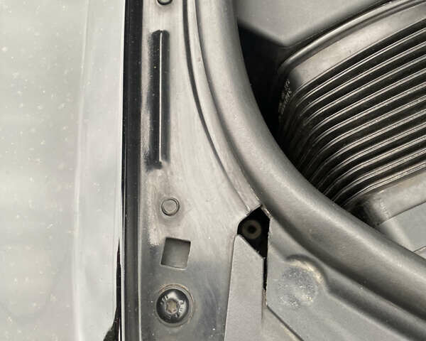 Ауди А6 2009 в Покров (Орджоникидзе) на Automoto.ua Черный Ауди А6, объемом двигателя 1.97 л и пробегом 290 тыс. км за 9700 $, фото 10 на Automoto.ua