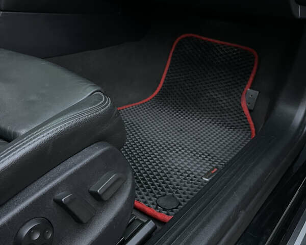 Чорний Ауді А6, об'ємом двигуна 3 л та пробігом 385 тис. км за 12500 $, фото 11 на Automoto.ua