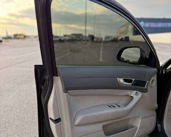 Чорний Ауді А6, об'ємом двигуна 2 л та пробігом 269 тис. км за 11499 $, фото 4 на Automoto.ua