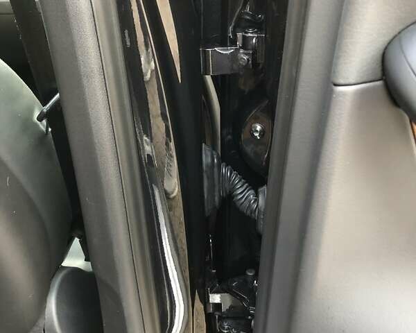 Чорний Ауді А6, об'ємом двигуна 3 л та пробігом 292 тис. км за 14990 $, фото 137 на Automoto.ua