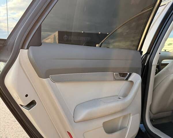 Чорний Ауді А6, об'ємом двигуна 2 л та пробігом 269 тис. км за 11499 $, фото 16 на Automoto.ua