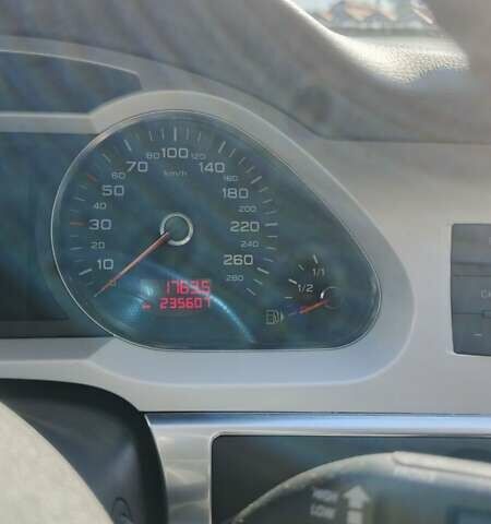 Чорний Ауді А6, об'ємом двигуна 1.97 л та пробігом 235 тис. км за 9500 $, фото 2 на Automoto.ua