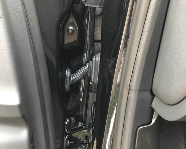 Чорний Ауді А6, об'ємом двигуна 3 л та пробігом 292 тис. км за 14990 $, фото 138 на Automoto.ua