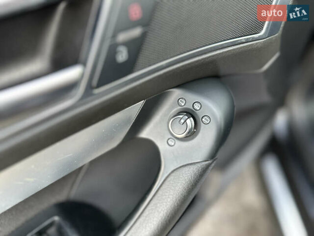 Черный Ауди А6, объемом двигателя 2.7 л и пробегом 329 тыс. км за 11500 $, фото 10 на Automoto.ua