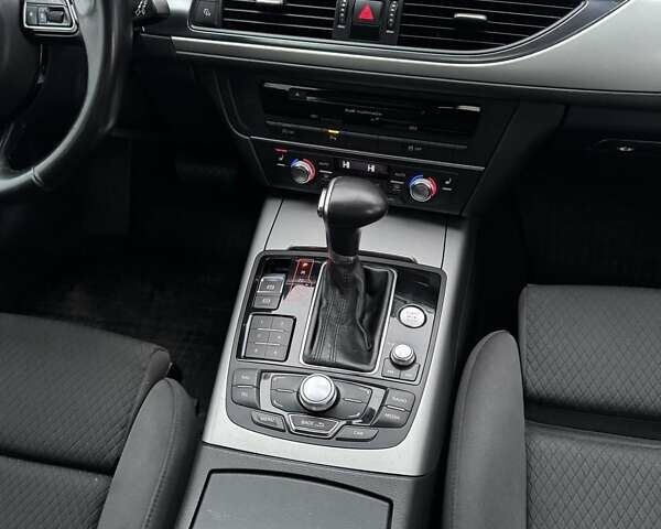 Чорний Ауді А6, об'ємом двигуна 2 л та пробігом 270 тис. км за 12500 $, фото 31 на Automoto.ua