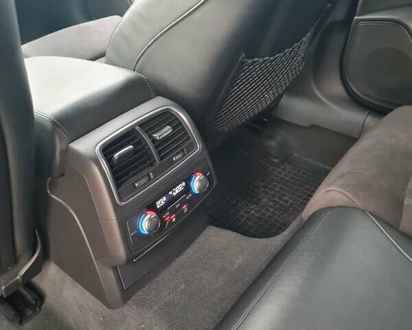 Ауди А6 2013 в Тернополе на Automoto.ua Черный Ауди А6, объемом двигателя 3 л и пробегом 186 тыс. км за 18800 $, фото 20 на Automoto.ua