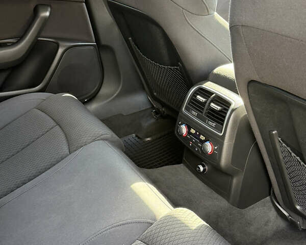 Черный Ауди А6, объемом двигателя 1.9 л и пробегом 266 тыс. км за 17400 $, фото 23 на Automoto.ua