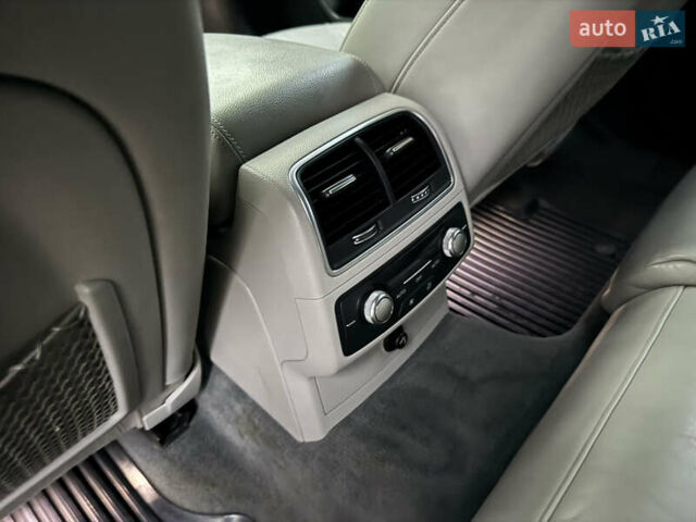 Черный Ауди А6, объемом двигателя 2.97 л и пробегом 328 тыс. км за 16900 $, фото 24 на Automoto.ua