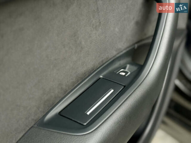 Чорний Ауді А6, об'ємом двигуна 2.97 л та пробігом 243 тис. км за 20950 $, фото 69 на Automoto.ua