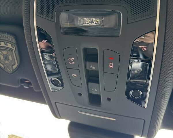 Черный Ауди А6, объемом двигателя 2.97 л и пробегом 274 тыс. км за 19000 $, фото 4 на Automoto.ua