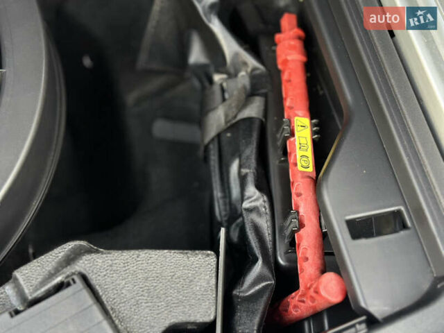 Черный Ауди А6, объемом двигателя 2 л и пробегом 271 тыс. км за 26500 $, фото 87 на Automoto.ua