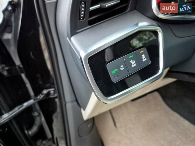 Черный Ауди А6, объемом двигателя 1.97 л и пробегом 244 тыс. км за 26500 $, фото 16 на Automoto.ua