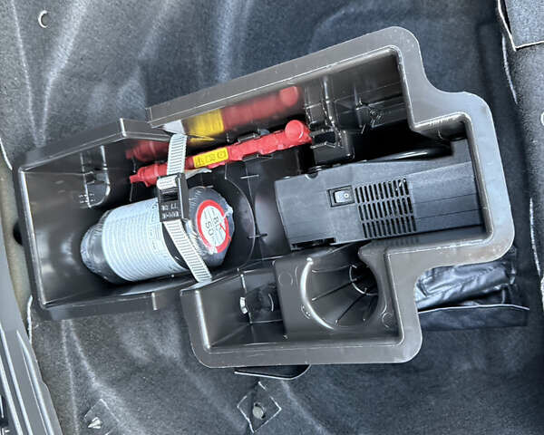 Чорний Ауді А6, об'ємом двигуна 2 л та пробігом 111 тис. км за 32000 $, фото 51 на Automoto.ua