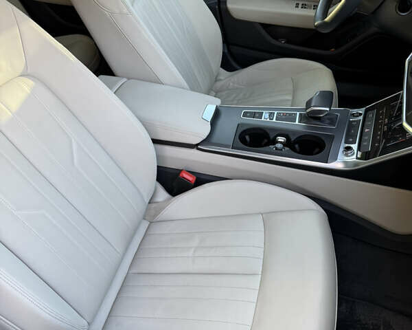 Чорний Ауді А6, об'ємом двигуна 2 л та пробігом 268 тис. км за 34500 $, фото 28 на Automoto.ua