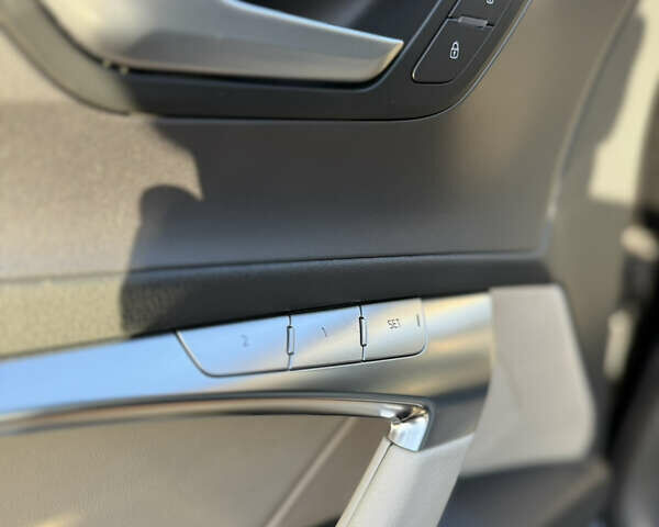 Чорний Ауді А6, об'ємом двигуна 2 л та пробігом 268 тис. км за 34500 $, фото 23 на Automoto.ua