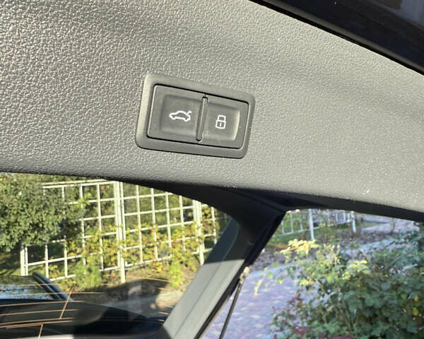 Чорний Ауді А6, об'ємом двигуна 2 л та пробігом 268 тис. км за 34500 $, фото 39 на Automoto.ua