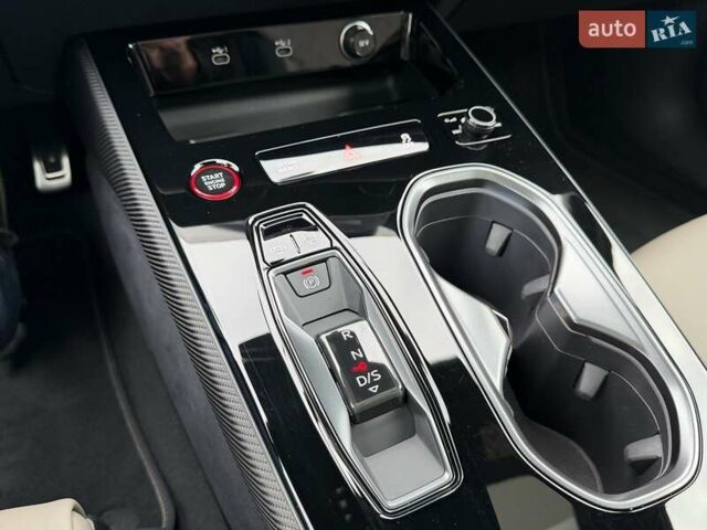 Черный Ауди А6, объемом двигателя 3 л и пробегом 5 тыс. км за 128891 $, фото 27 на Automoto.ua