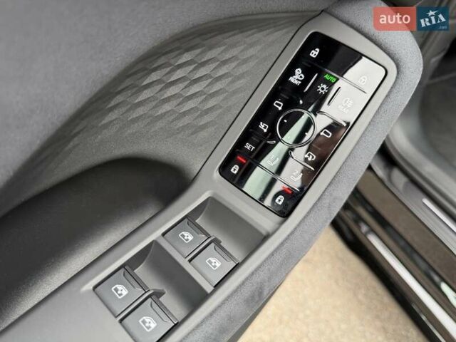 Черный Ауди А6, объемом двигателя 3 л и пробегом 5 тыс. км за 128891 $, фото 63 на Automoto.ua