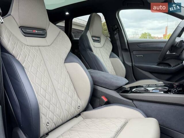 Черный Ауди А6, объемом двигателя 3 л и пробегом 5 тыс. км за 128891 $, фото 35 на Automoto.ua