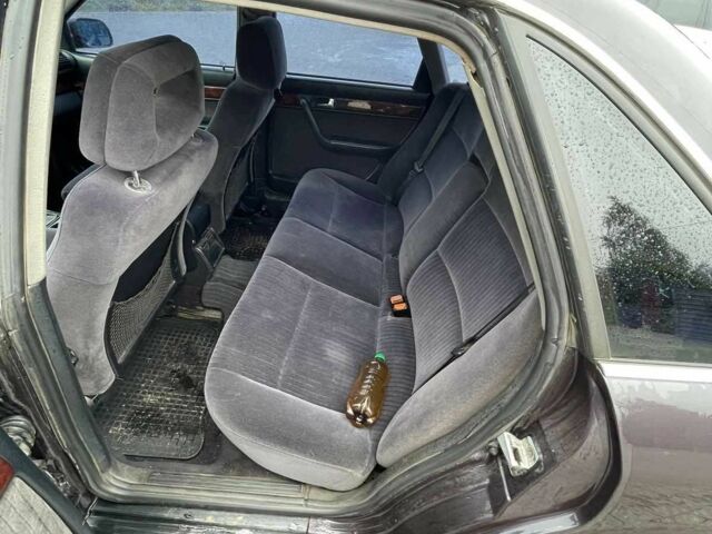 Фиолетовый Ауди А6, объемом двигателя 2.6 л и пробегом 300 тыс. км за 1600 $, фото 7 на Automoto.ua