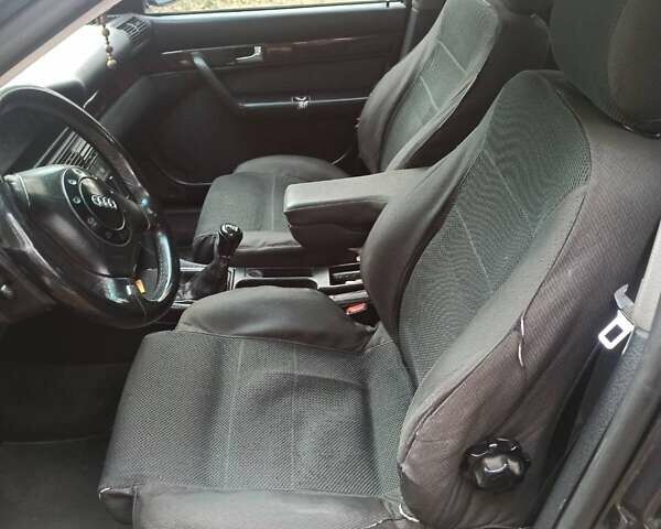 Фиолетовый Ауди А6, объемом двигателя 2.5 л и пробегом 290 тыс. км за 3700 $, фото 7 на Automoto.ua