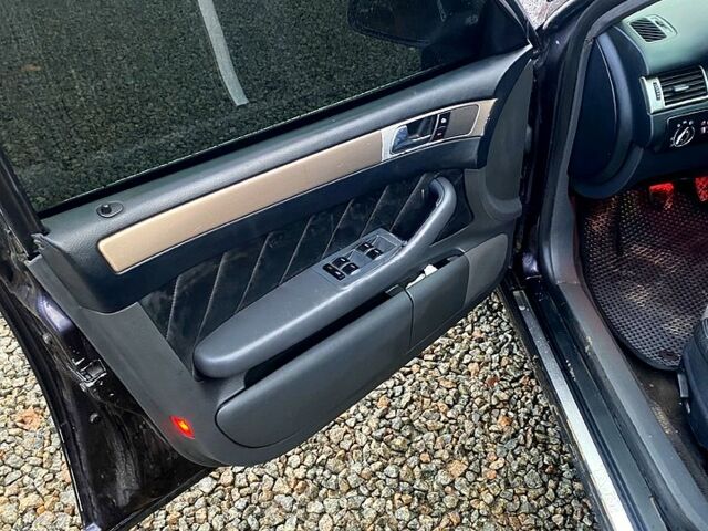 Фіолетовий Ауді А6, об'ємом двигуна 2.5 л та пробігом 300 тис. км за 3800 $, фото 4 на Automoto.ua