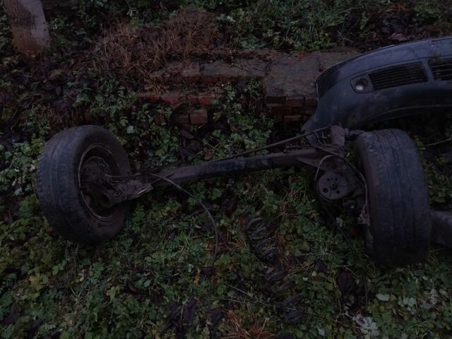 Фиолетовый Ауди А6, объемом двигателя 2.5 л и пробегом 500 тыс. км за 1500 $, фото 7 на Automoto.ua