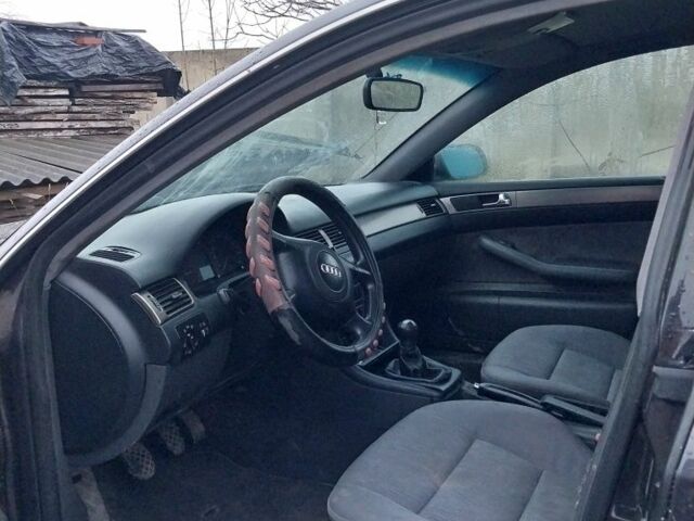 Фиолетовый Ауди А6, объемом двигателя 2.5 л и пробегом 500 тыс. км за 1500 $, фото 3 на Automoto.ua