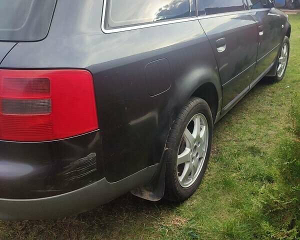 Фиолетовый Ауди А6, объемом двигателя 2.5 л и пробегом 370 тыс. км за 3500 $, фото 8 на Automoto.ua