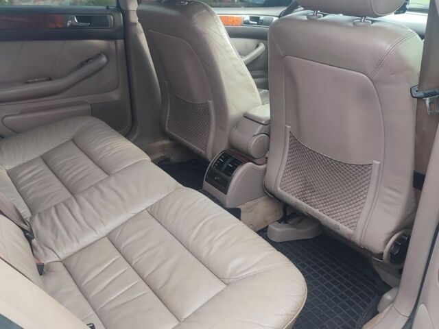 Фиолетовый Ауди А6, объемом двигателя 2 л и пробегом 370 тыс. км за 3500 $, фото 8 на Automoto.ua