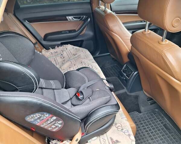 Фиолетовый Ауди А6, объемом двигателя 2 л и пробегом 275 тыс. км за 9500 $, фото 13 на Automoto.ua