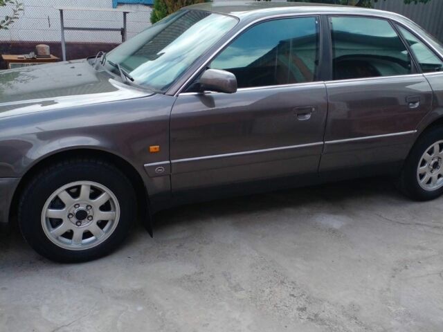 Коричневый Ауди А6, объемом двигателя 2.6 л и пробегом 300 тыс. км за 3950 $, фото 8 на Automoto.ua